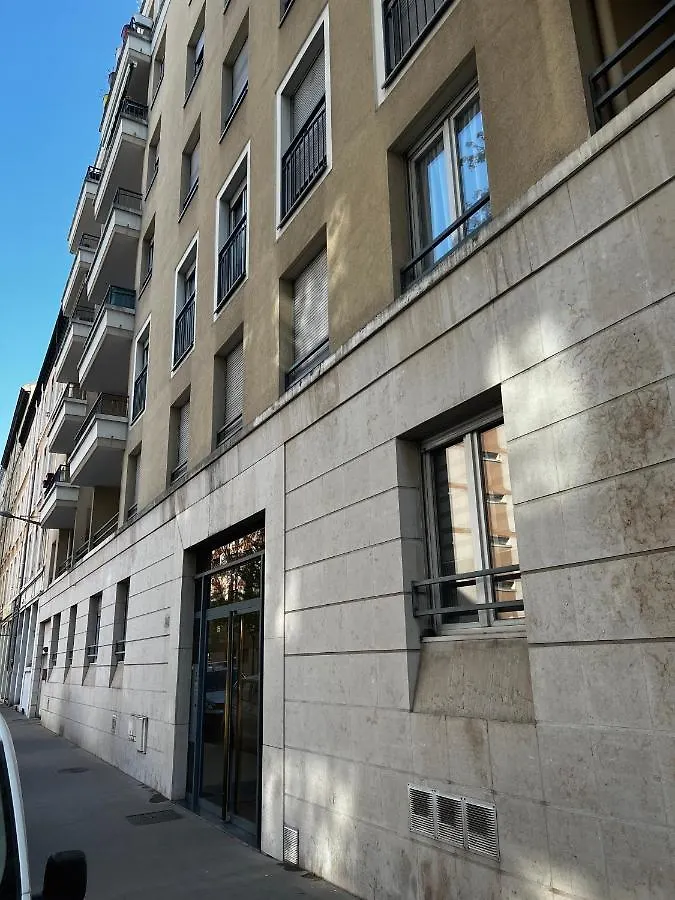 Bell Combe Studio - Proche Gare Partdieu Lyon Apartment