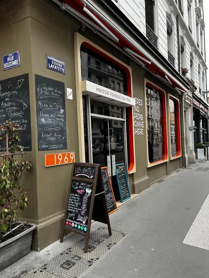 Bell Combe Studio - Proche Gare PartDieu Lyon 0*,  France